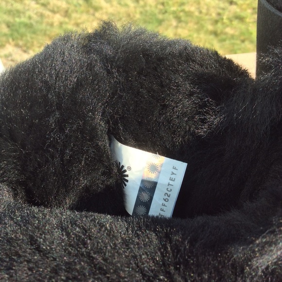 UGG MINI BAILEY BOW II EXOTIC - Picture 5 of 6